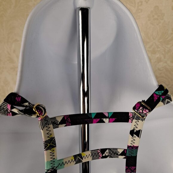 Jessica Simpson Size Large Geometric Print Racerback Bikini Top No Padding NWT - Picture 4 of 9